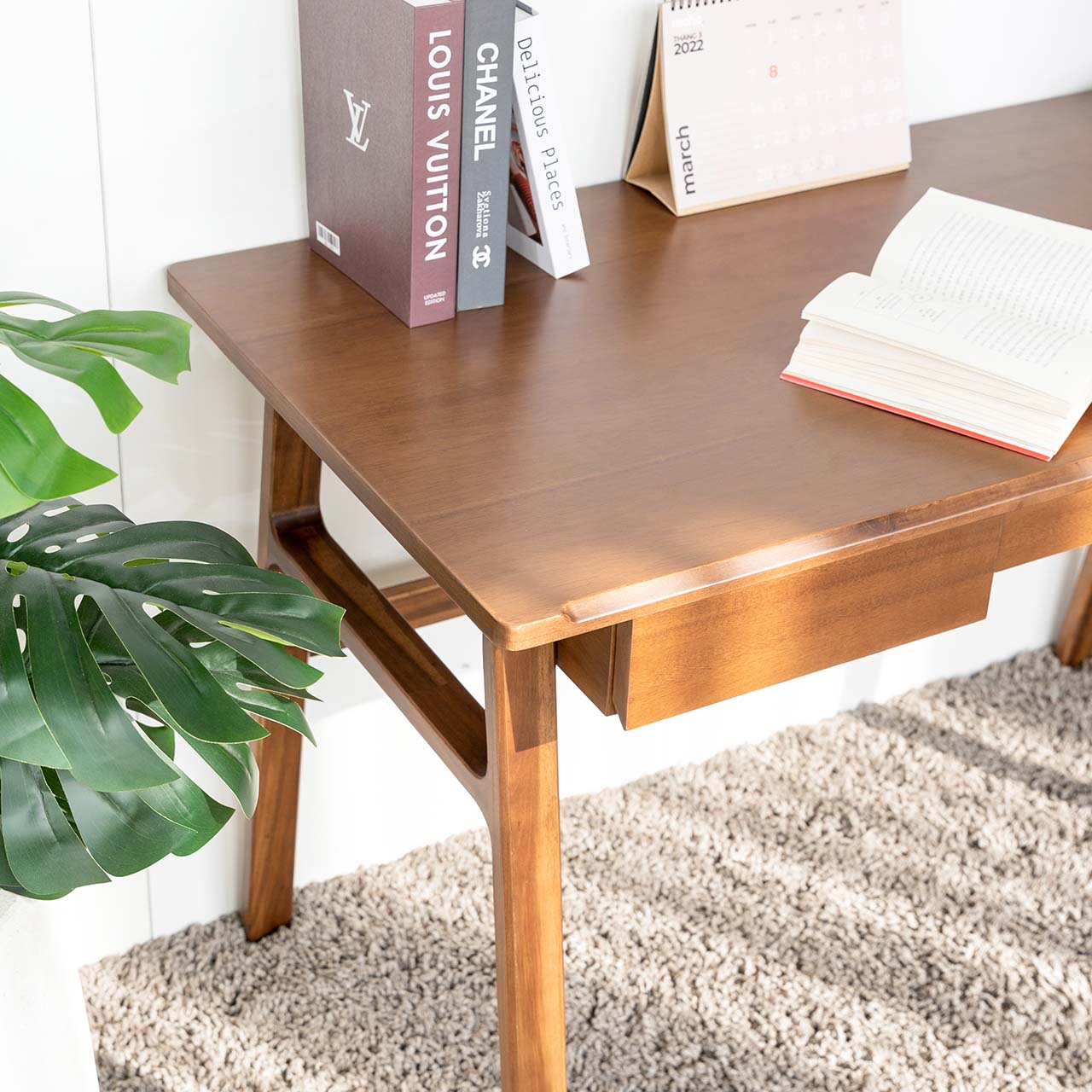 Bàn Làm Việc Gỗ LE DECOR FYN 601 Màu Nâu tiện lợi