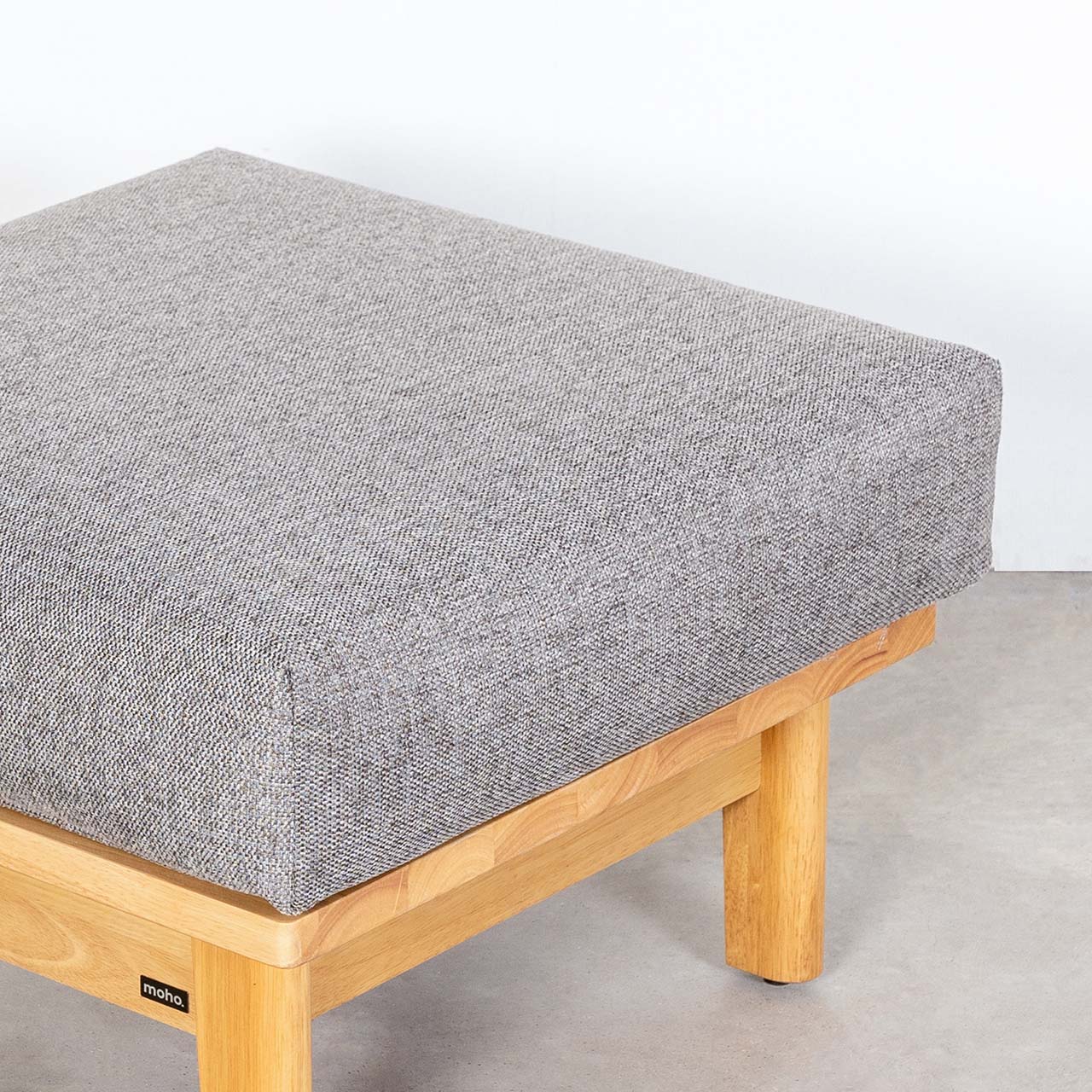 Ghế Đôn Sofa Gỗ Cao Su Tự Nhiên LE DECOR VLINE 601 Màu Xám Đậm Vải Polyeste