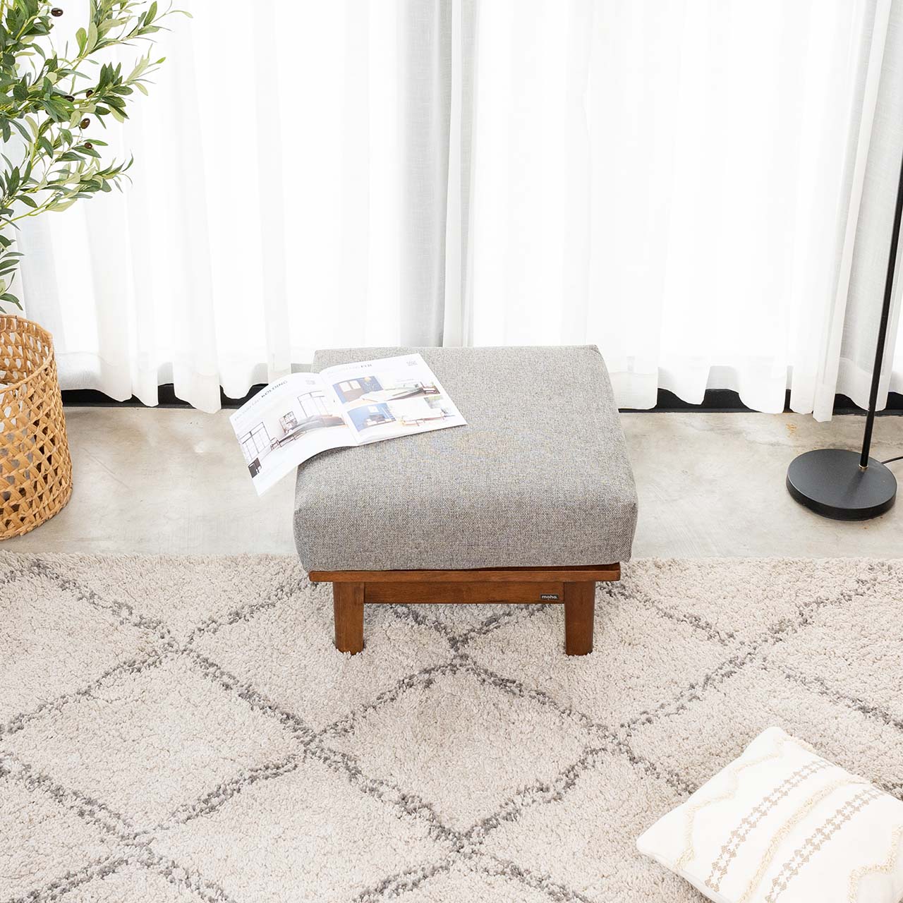 Ghế Đôn Sofa Gỗ Cao Su Tự Nhiên LE DECOR VLINE 601 Màu Xám Đậm Nâu đẹp