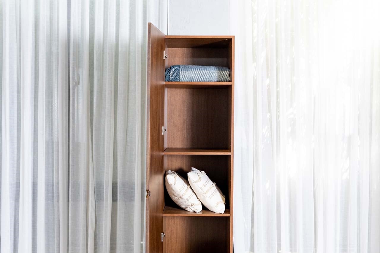 Tủ quần áo gỗ HOBRO kệ ngăn 4